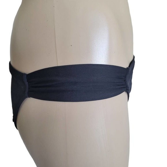 Victoria's Secret Black/White Printed Halter Padded Bikini Top Swimsuit Size M - Picture 6 of 10